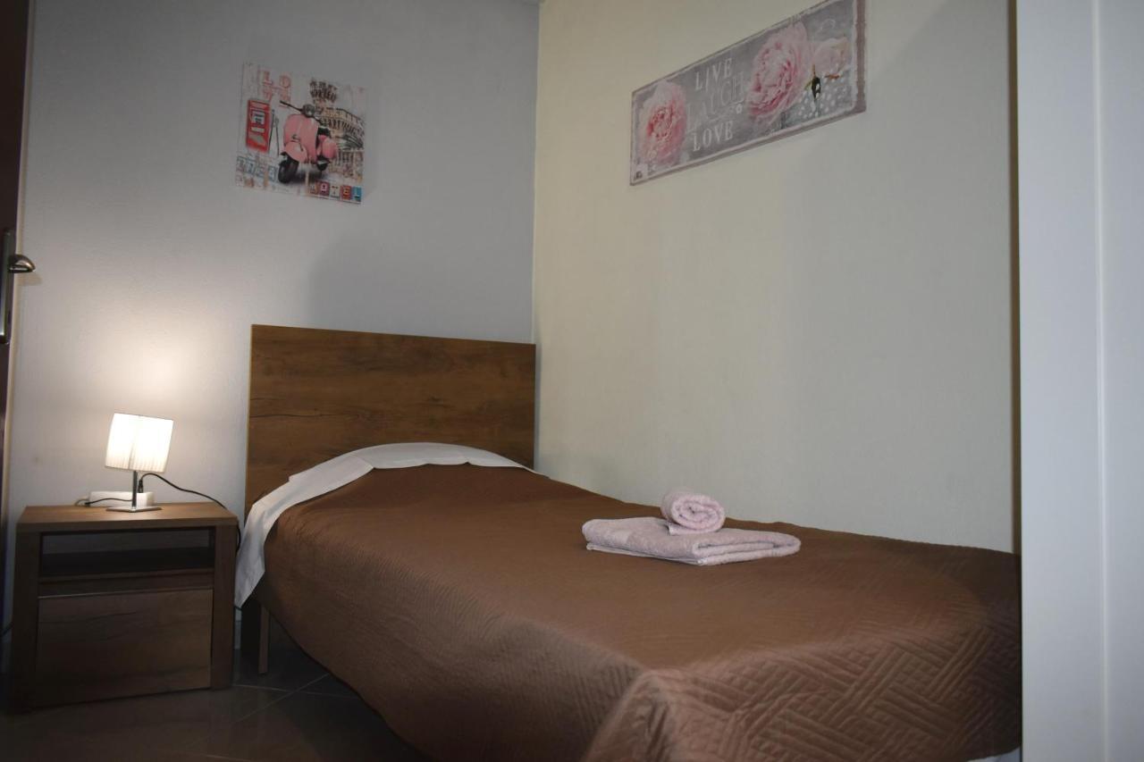 Virgin Rocks House Apartment Kalambaka Bagian luar foto